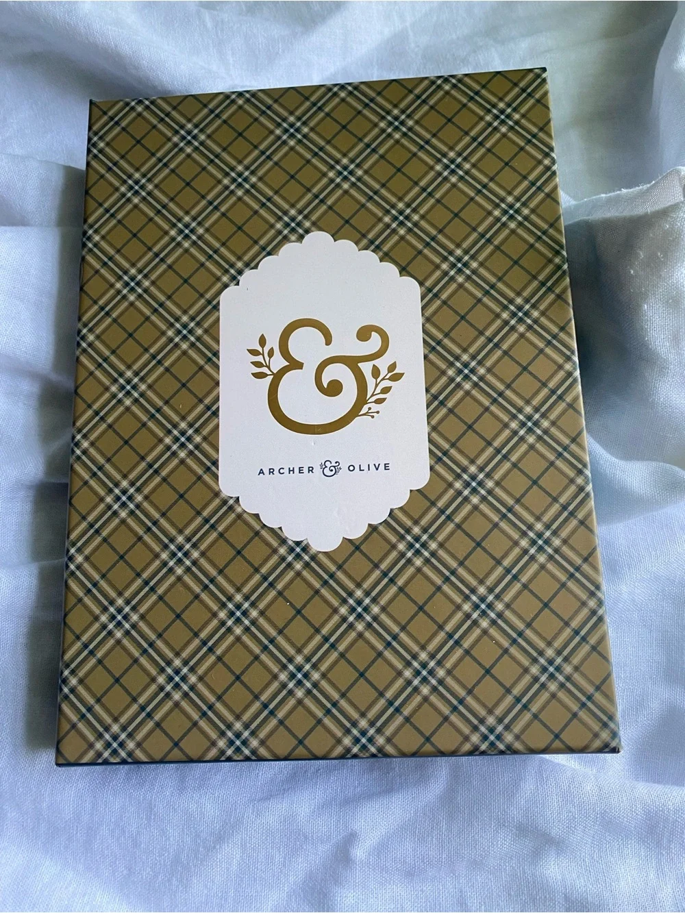 NIB Archer & Olive Forest Findings Book Reading Journal - Metallic Gold Booktok
